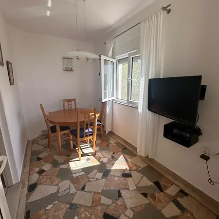 Apartman Injic