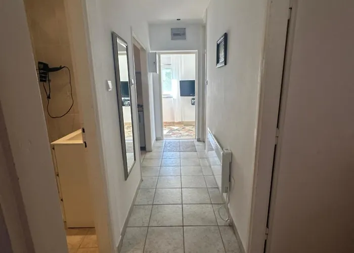Injic Apartmán *